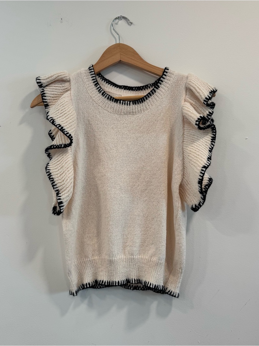 Dreamers by Debut Cream Ruffle Top Black stitching